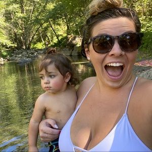 Meet your Posher, Raelynn